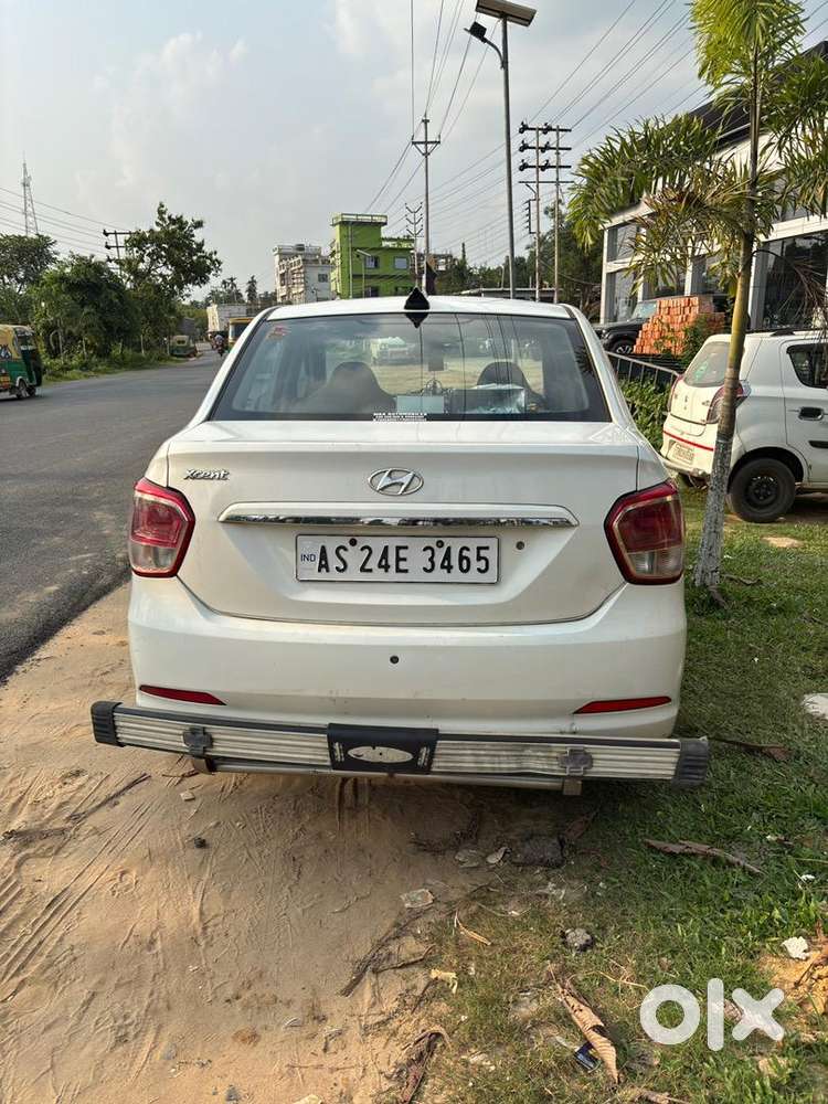 Hyundai Xcent Petrol 2016