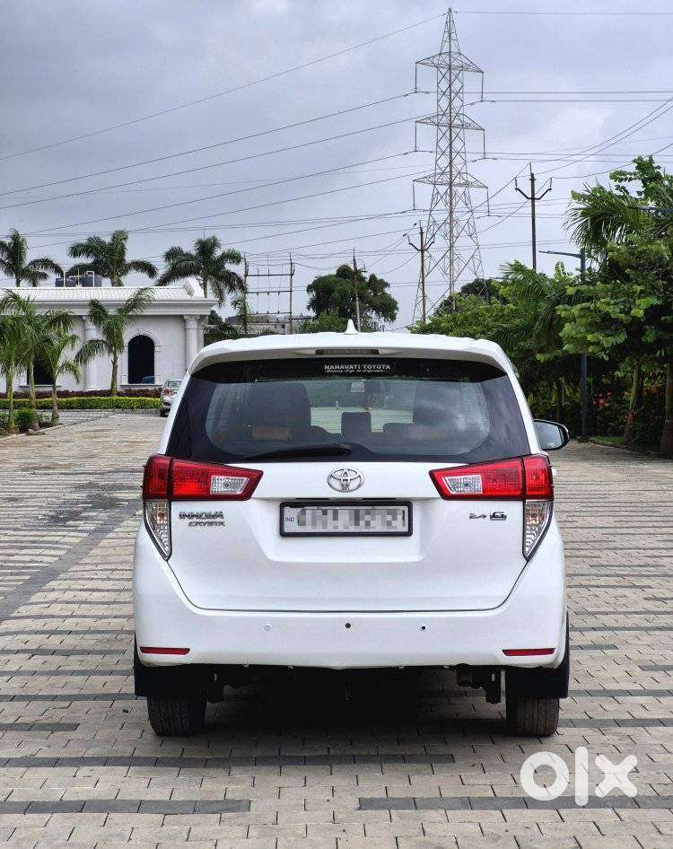 Toyota Innova Crysta 2.4 G Mt, 2016, Diesel