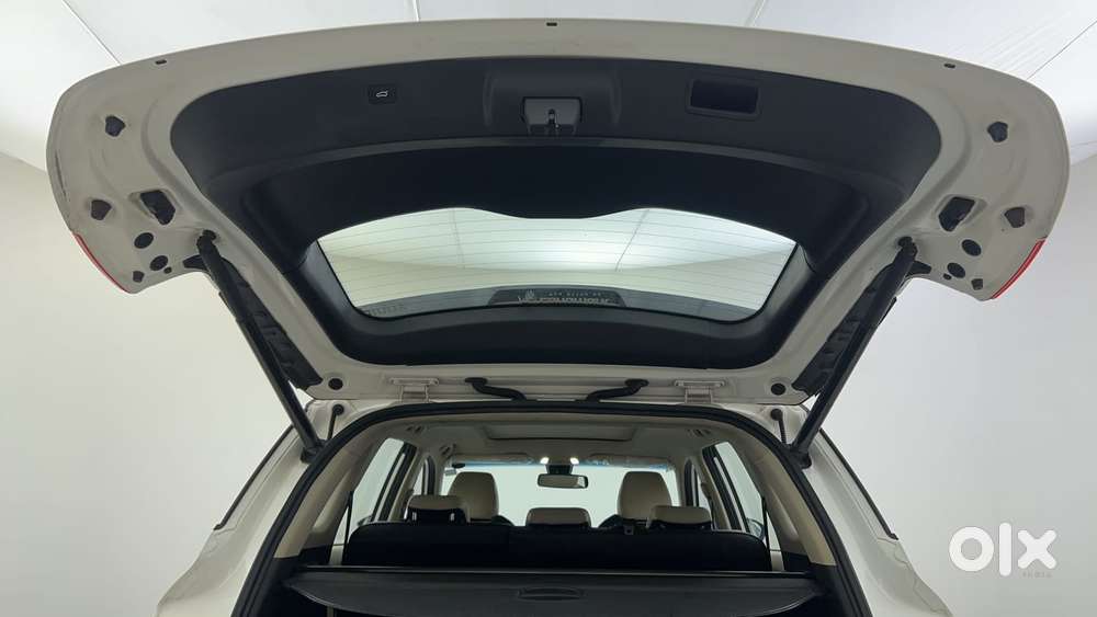 Mg Hector Sharp Pro 1.5 Turbo Mt Dual Tone, 2021