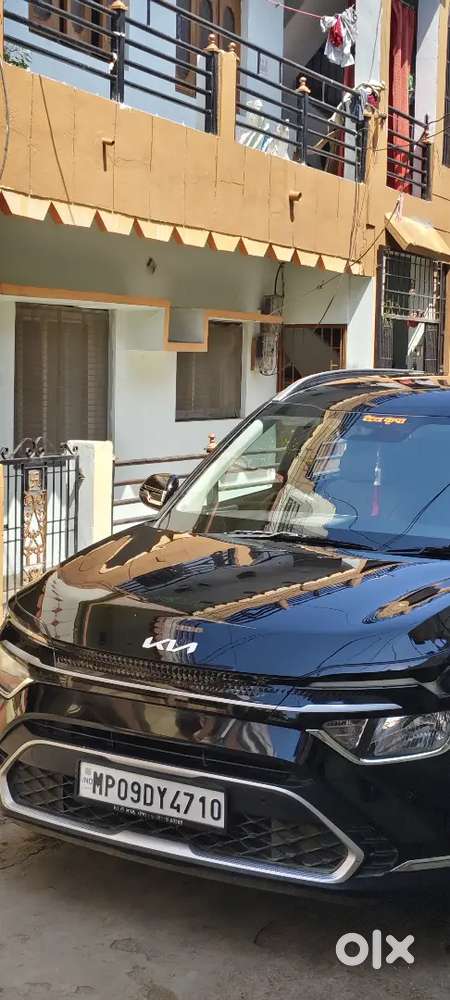 Kia Carens 2025 Petrol 16000 Km Driven Army Person