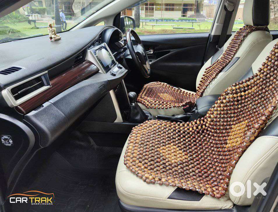 Toyota Innova Crysta 2.4 V, 2016, Diesel