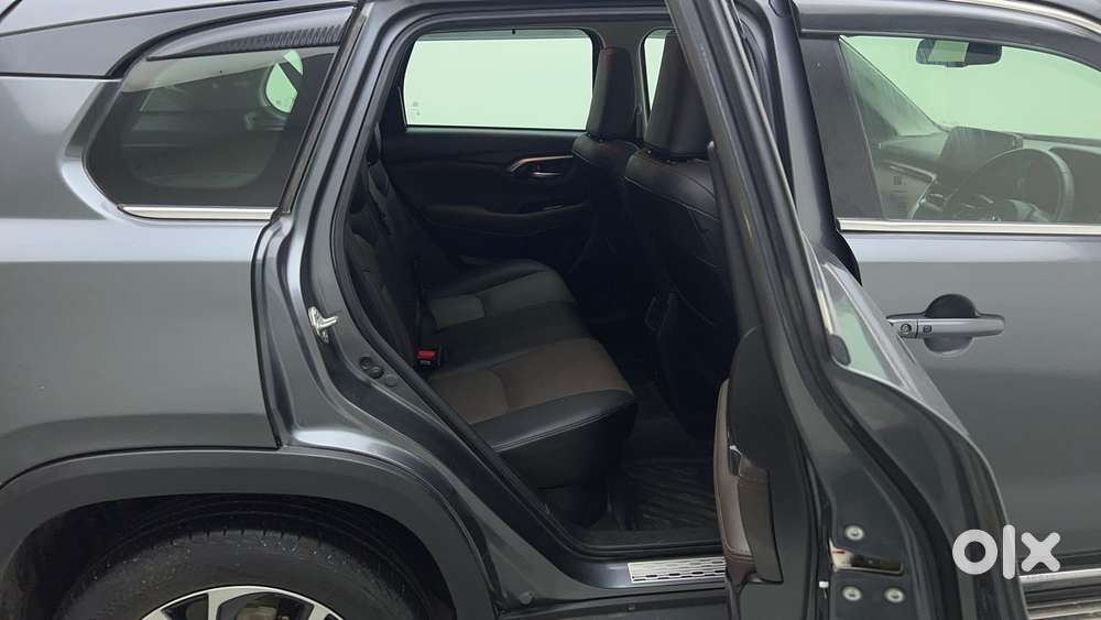 Toyota Urban Cruiser Hyryder 1.5 V Hybrid, 2024, Cng & Hybrids
