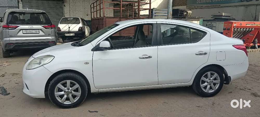 Nissan Sunny For Sale Top Model Diesal Excellent Condition