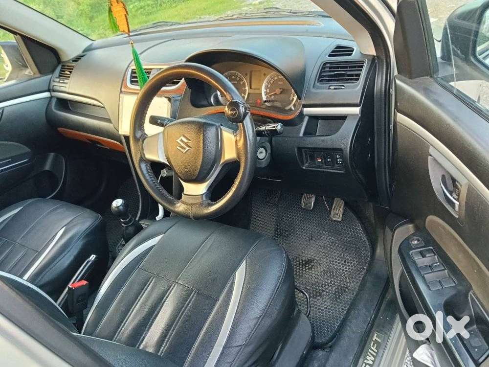 Maruti Suzuki Swift Vxi + Manual, 2012, Petrol
