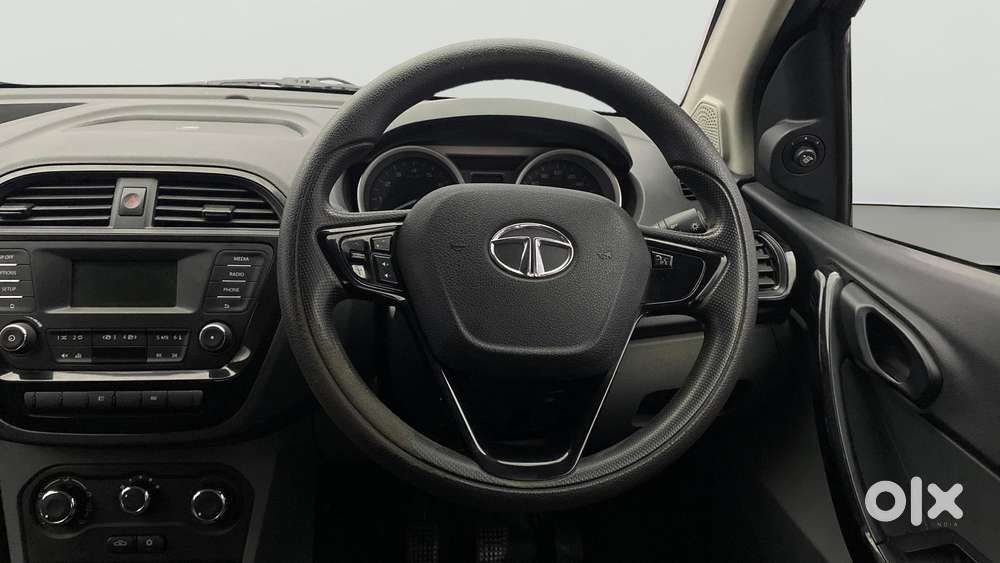 Tata Tigor 1.2 Revotron Xt, 2017, Petrol