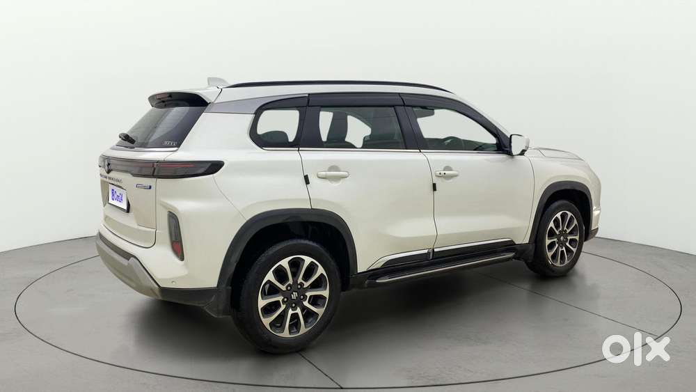 Maruti Suzuki Grand Vitara 1.5 Alpha Smart Hybrid At, 2023, Petrol