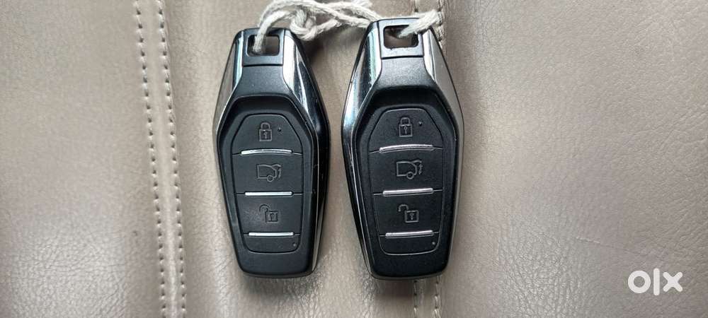 Mahindra Xuv500 2.2 W10, 2016, Diesel