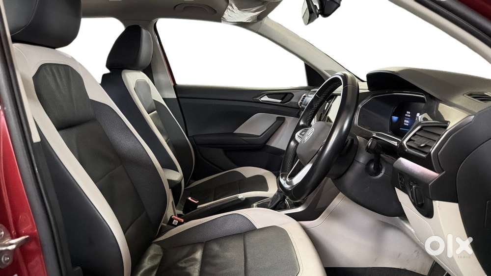Volkswagen Taigun 1.0 Tsi Topline At, 2022, Petrol