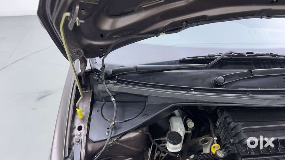 Tata Tiago 1.2 Revotron Xt, 2018, Petrol