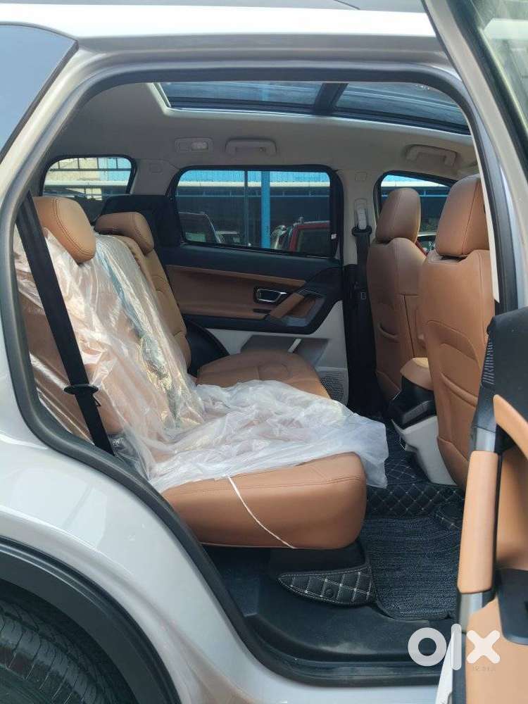 Tata Safari Adventure X Plus 7 Str, 2025, Diesel