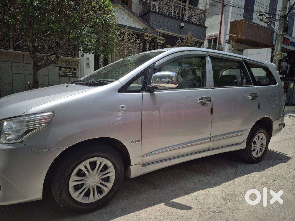 Toyota Innova 2.5 G (diesel) 8 Seater, 2014, Diesel