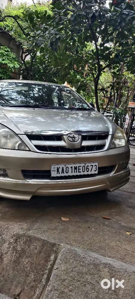Toyota Innova 2008 Diesel 200000 Km Driven. Well Maitained.
