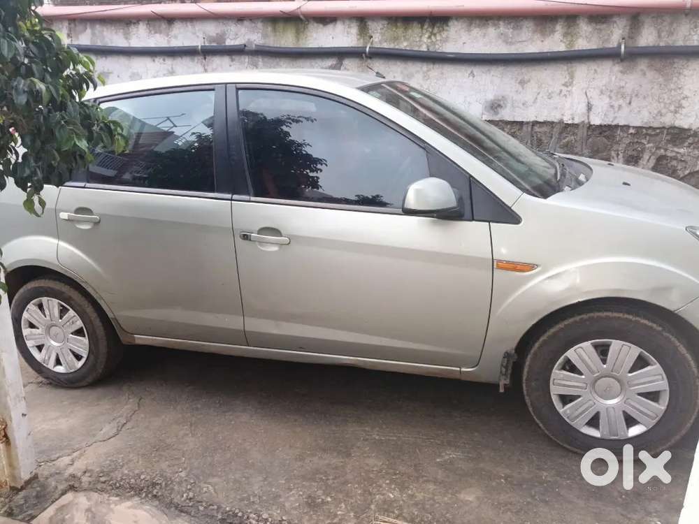 Ford Figo 2011 Diesel 180000 Km Driven