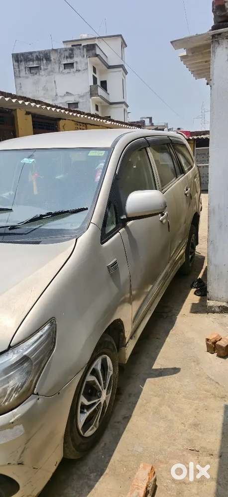 Toyota Innova 2014 Diesel Well Maintained