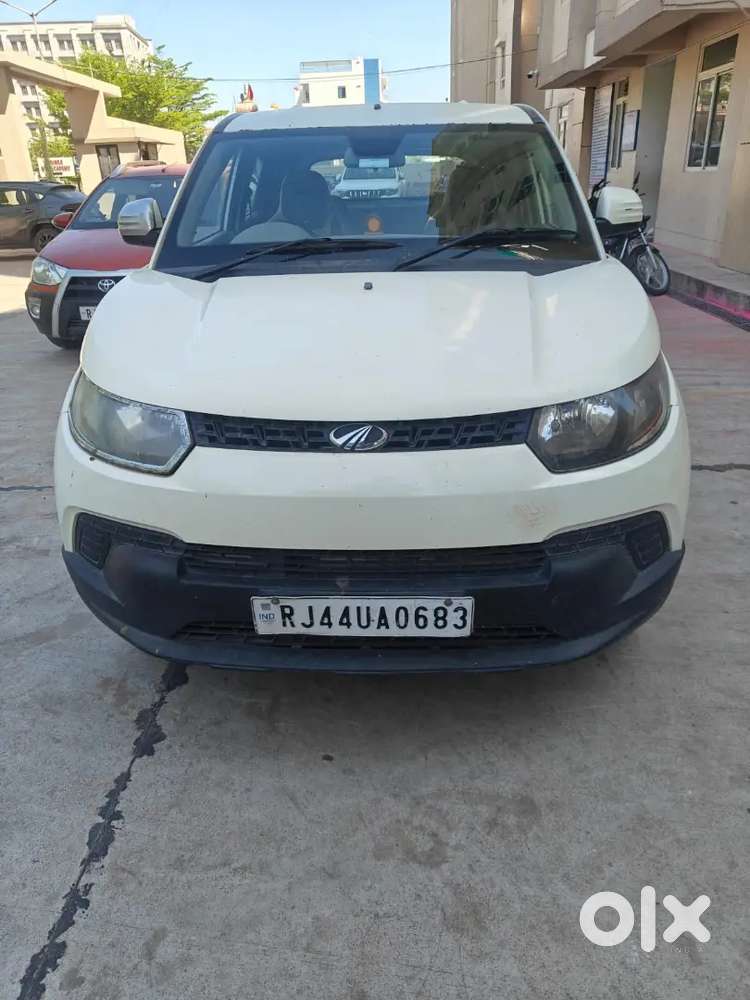 Mahindra Kuv 100 2017