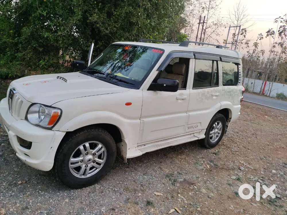 Mahindra Scorpio 2013 Diesel Well Maintained