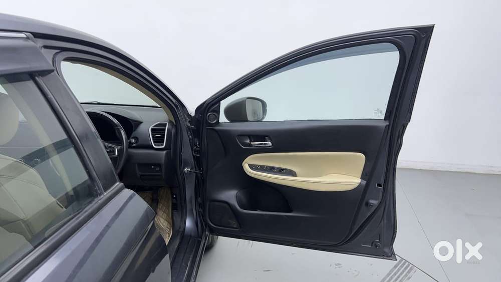 Honda City I-vtec Cvt Zx, 2022, Petrol