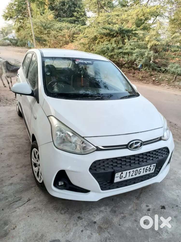 Hyundai Grand I10 Sportz 2017 Cng Petrol