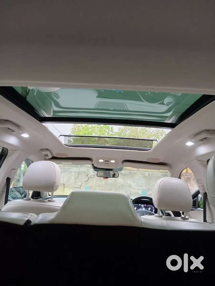 Mahindra Xuv700 2.2 Ax 7 Diesel At Luxury Pack Str, 2022, Diesel