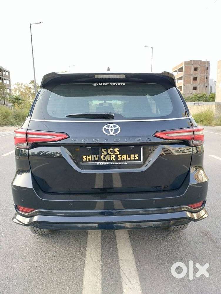 Toyota Fortuner 4x2 At 2.7 Petrol, 2025, Petrol