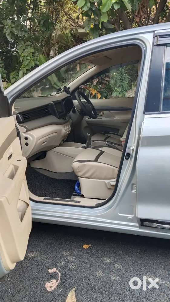 Ertiga Vxi Optional