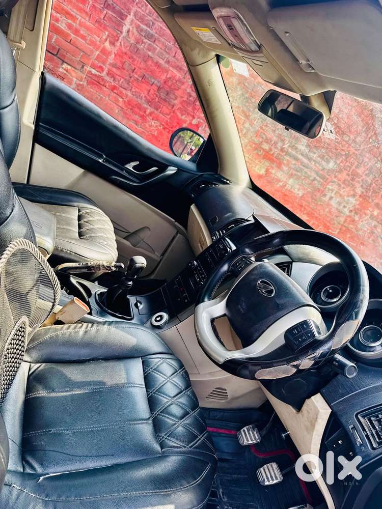 Mahindra Xuv500 2.2 W10, 2015, Diesel