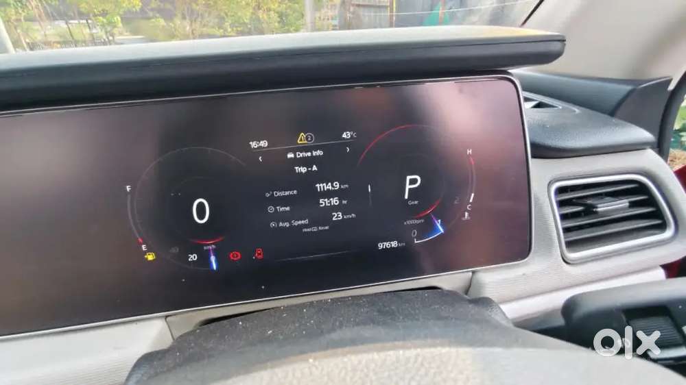 Excellent Condition Mahindra Xuv700 2022