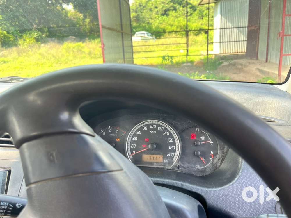 Maruti Suzuki Swift Petrol 2005