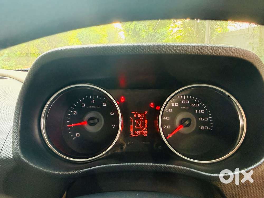 Mahindra Tuv 300 Mhawk100 T8, 2017, Diesel