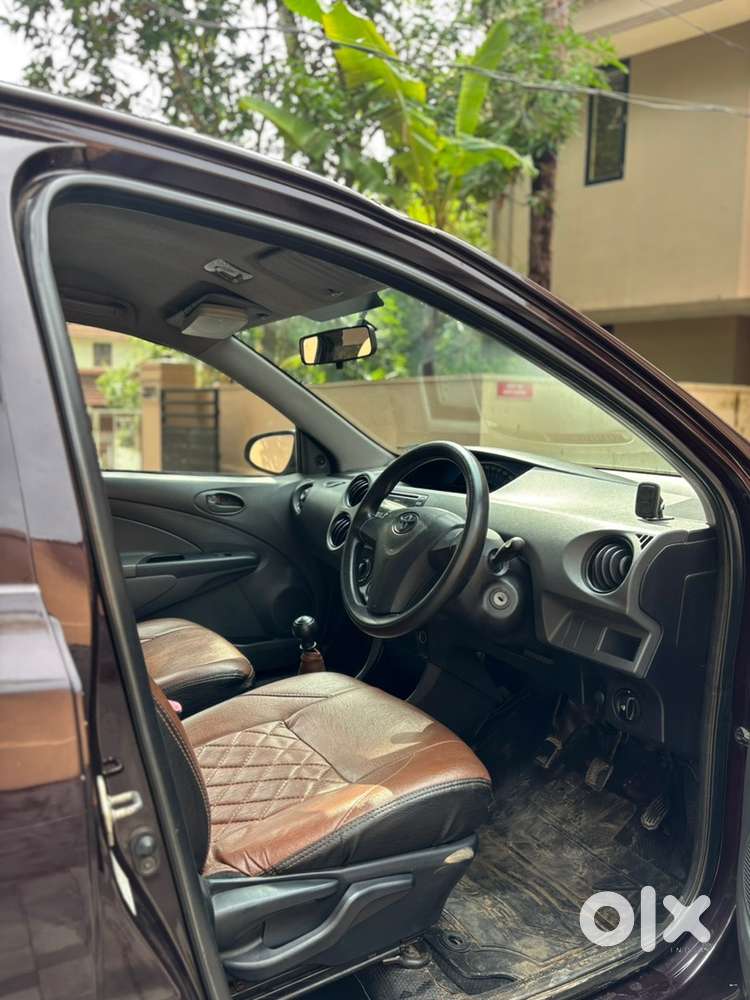 Toyota Etios Liva 2013