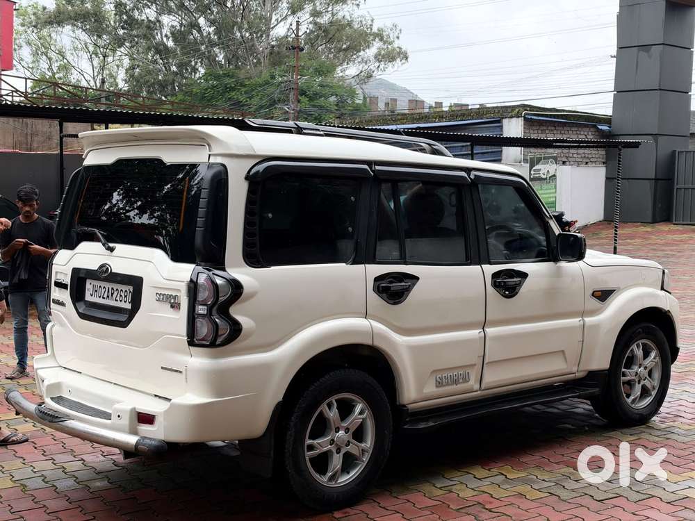 Mahindra Scorpio S10, 2017, Diesel