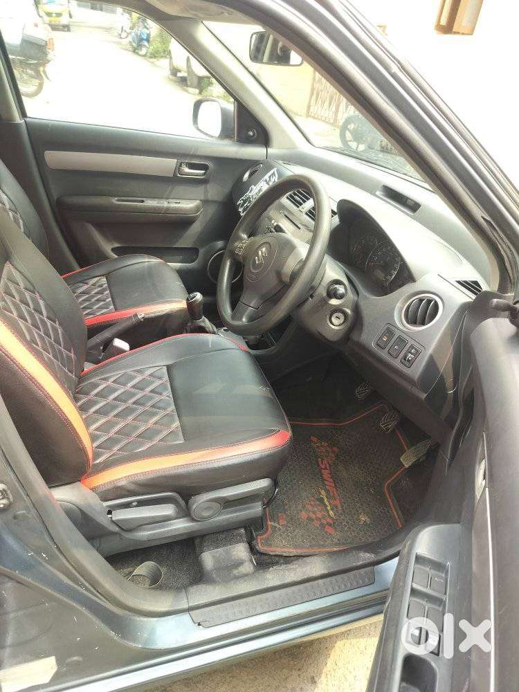 Maruti Suzuki Swift Zxi, 2010