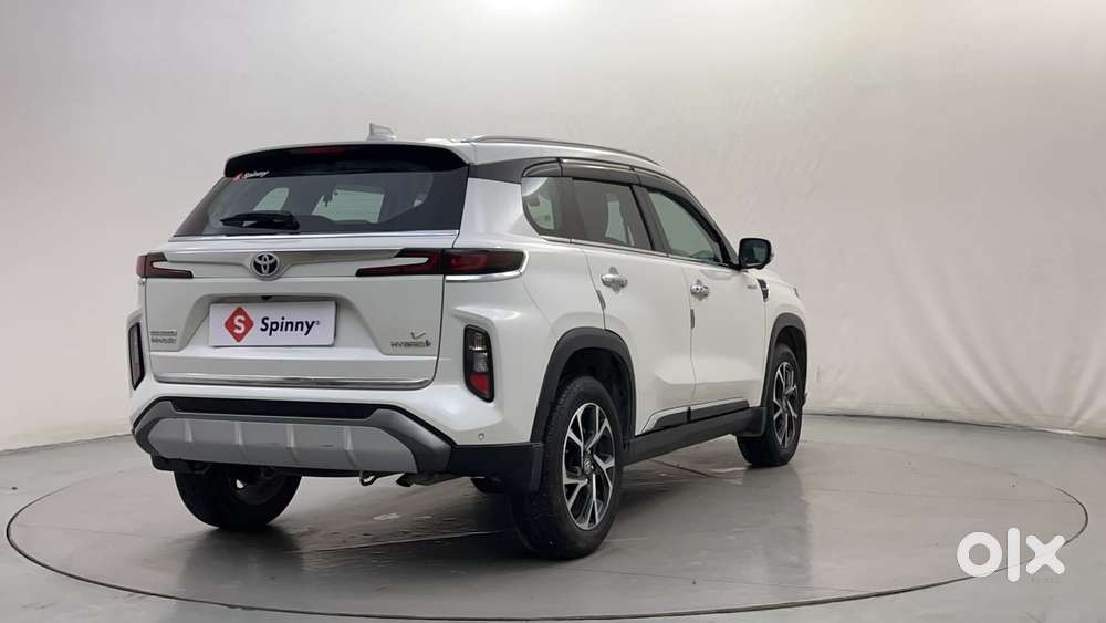 Toyota Urban Cruiser Hyryder 1.5 V Hybrid, 2024, Cng & Hybrids