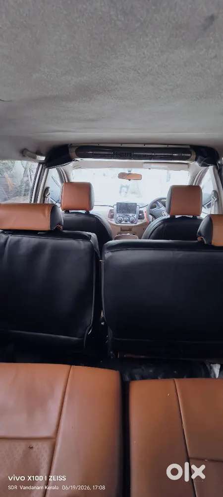 Toyota Innova 2016
