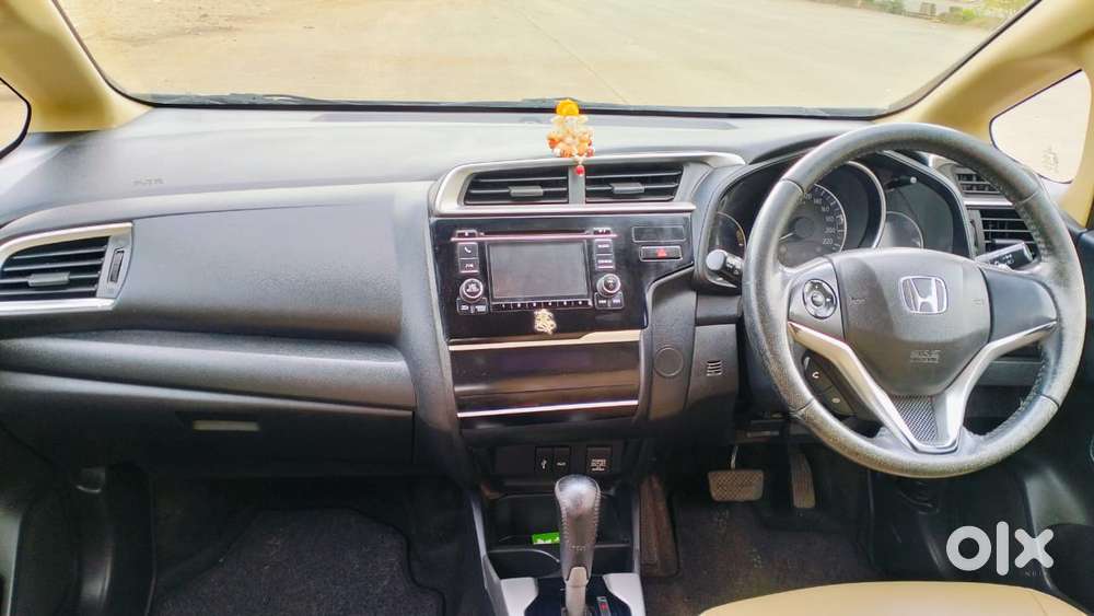 Honda Jazz V Automatic, 2017, Petrol