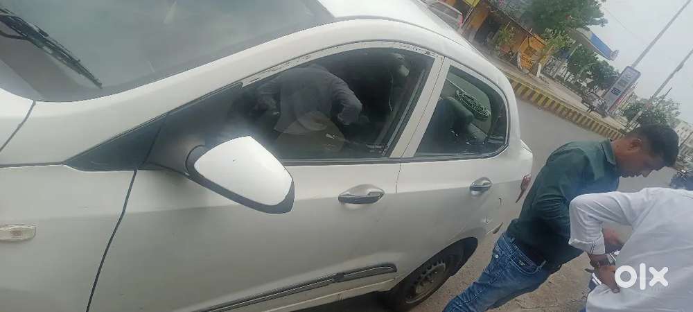 Hyundai Xcent 2016 Diesel Good Condition