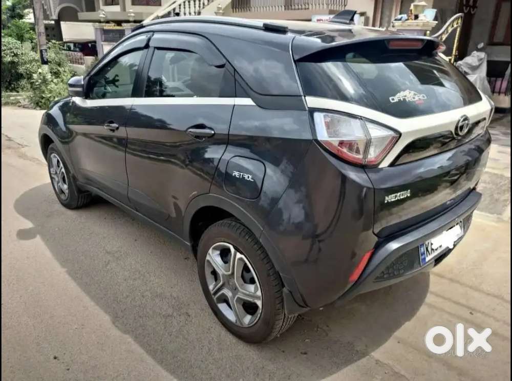 Tata Nexon Xt Grey Color Lady Driven