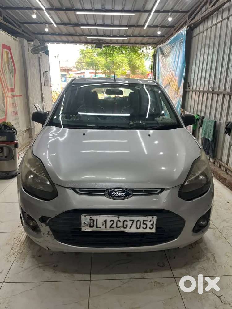 Ford Figo 1.2 Petrol 2015