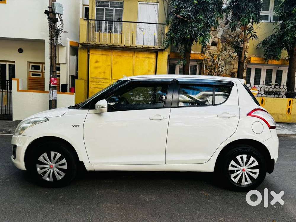 Maruti Suzuki Swift Vxi, 2015, Petrol