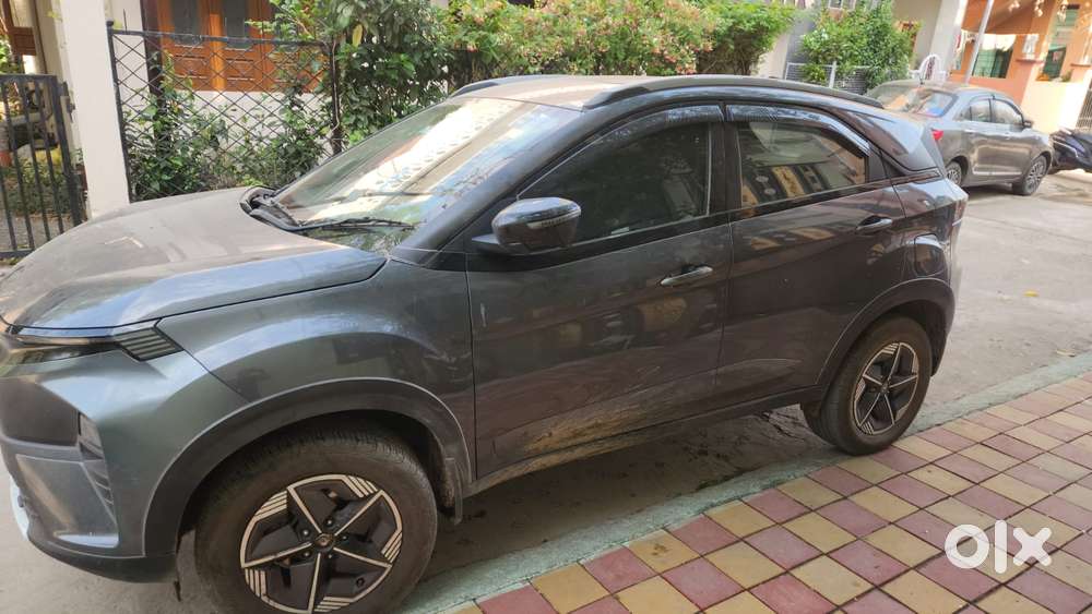 Tata Nexon, 2024, Petrol