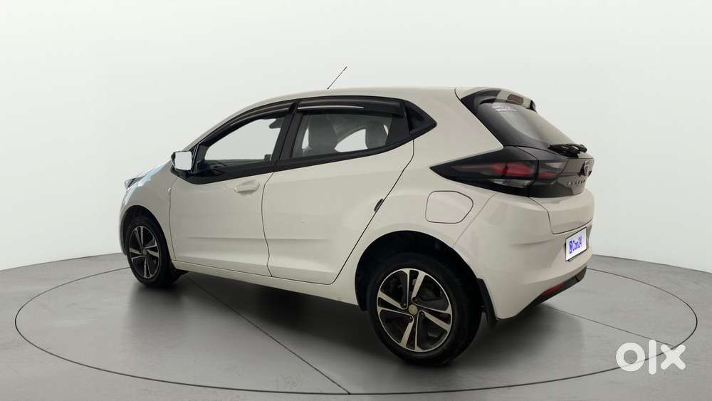 Tata Altroz Xz, 2022, Petrol