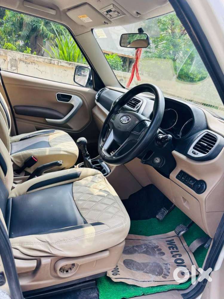 Mahindra Tuv 300 Mhawk100 T8, 2017, Diesel