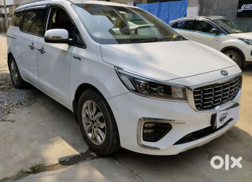 Hyderabad Showroom Single Owner Vehicle Lemousine