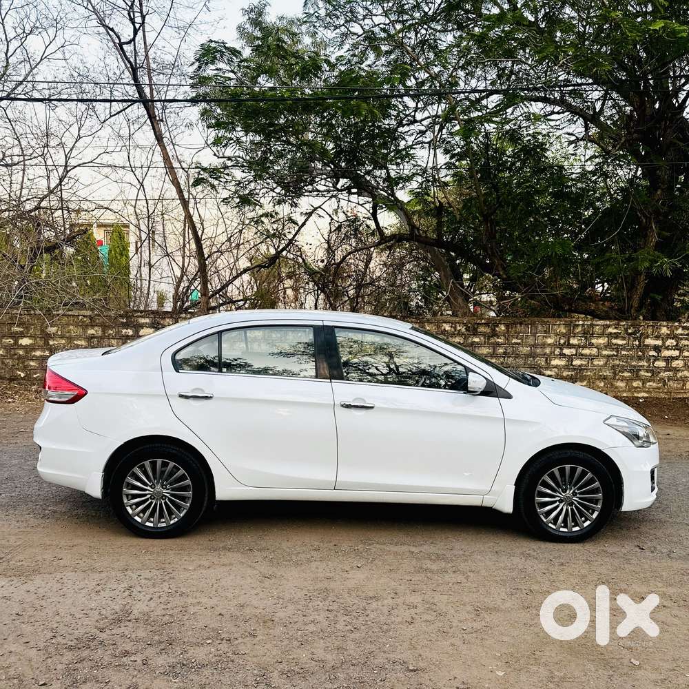 Maruti Suzuki Ciaz 1.5 Alpha Shvs Petrol, 2018, Petrol