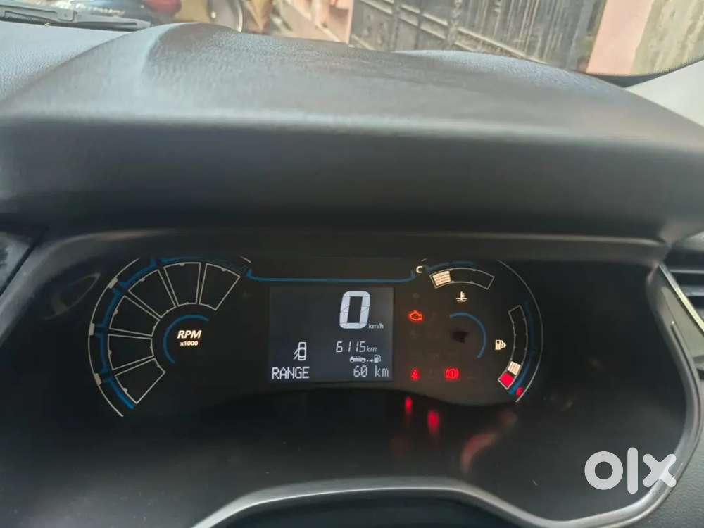 Renault Triber 2023 Petrol Well Maintained