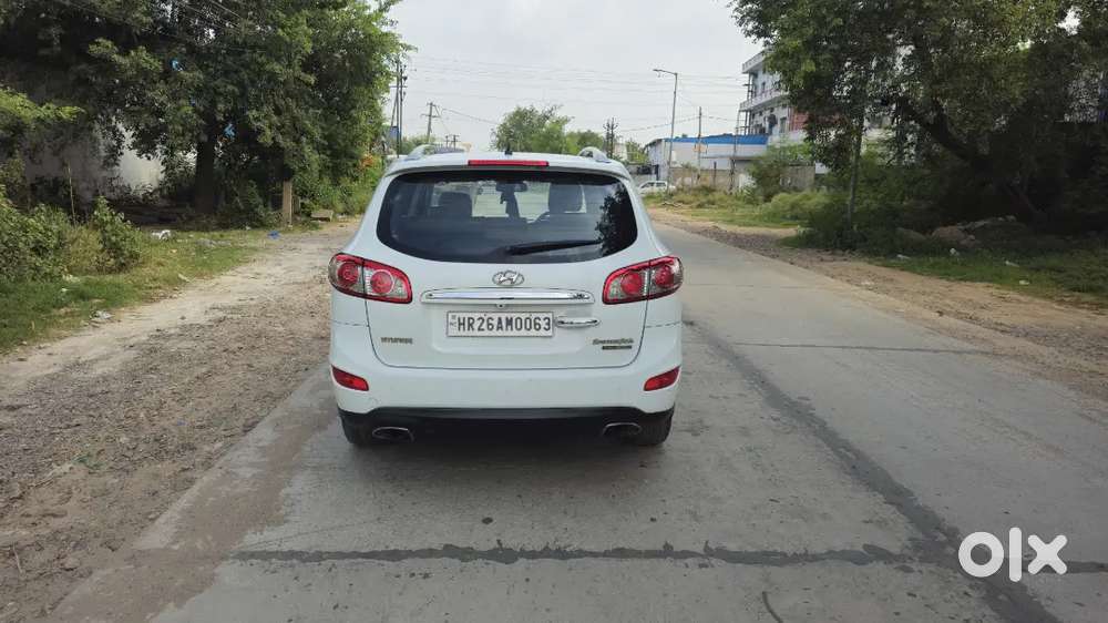 Hyundai Santa, Awd, 4 X 4, Automatic, Better Than Fortuner