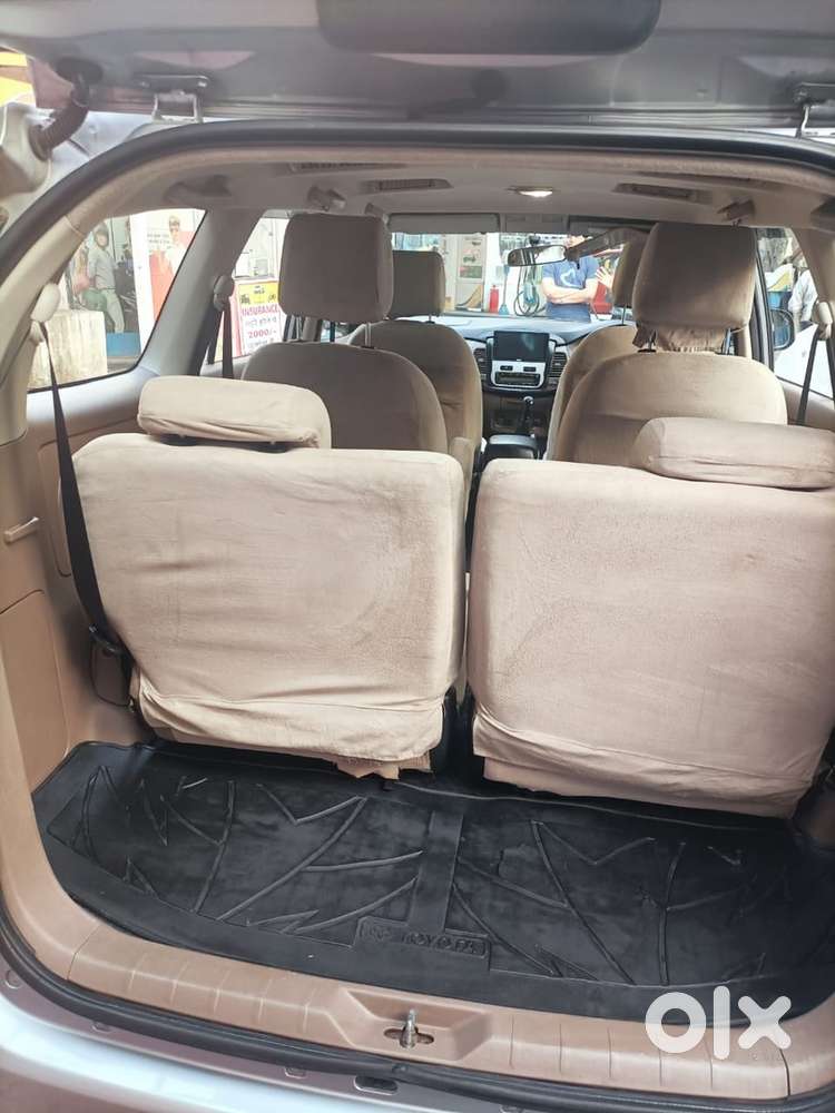 Toyota Innova 2015 Diesel Well Maintained