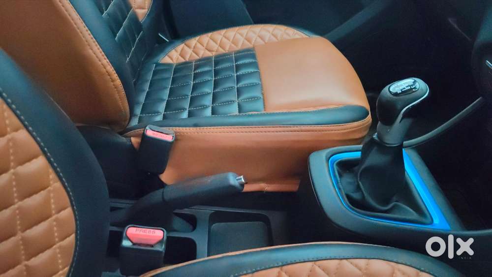 Tata Punch 1.2 Revotron Creative Ira Dual Tone, 2021, Petrol