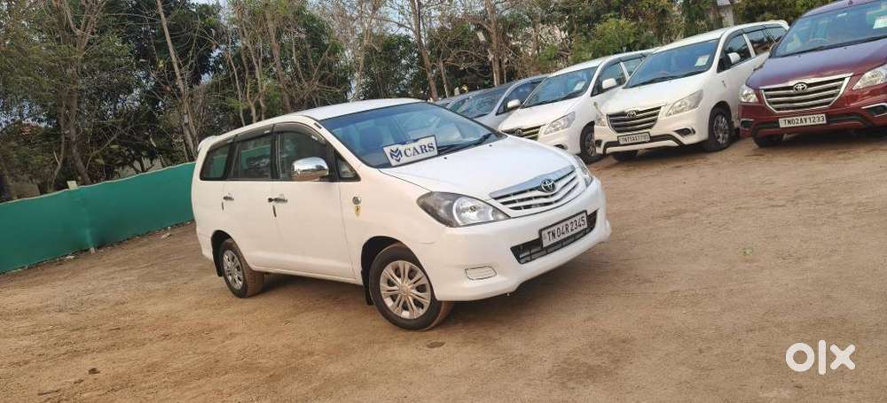 Toyota Innova 2.5 G (diesel) 8 Seater, 2005, Diesel