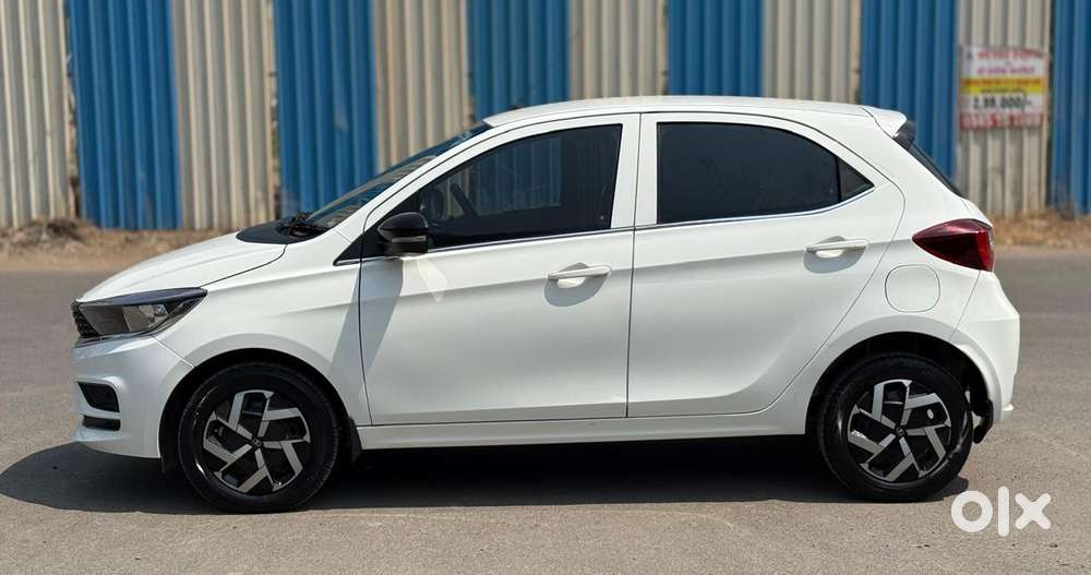Tata Tigor 1.2 Revotron Xt, 2022, Petrol